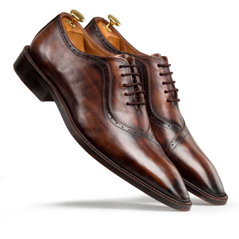 Wooden-Finish Brown Oxford