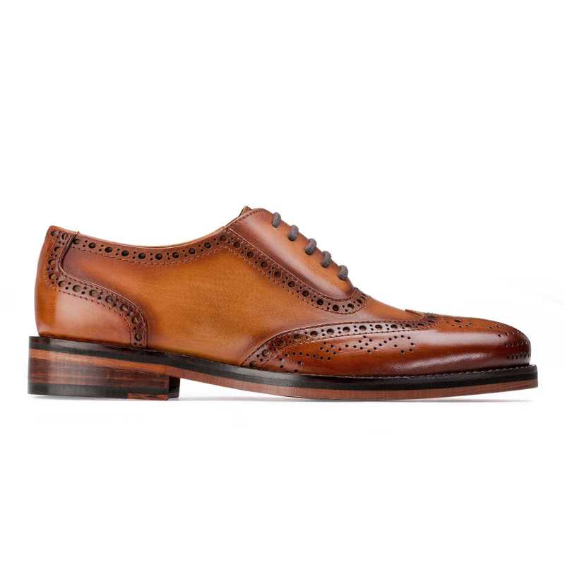 Tessio Dual-Shade Burnished Tan Wingtip Brogues