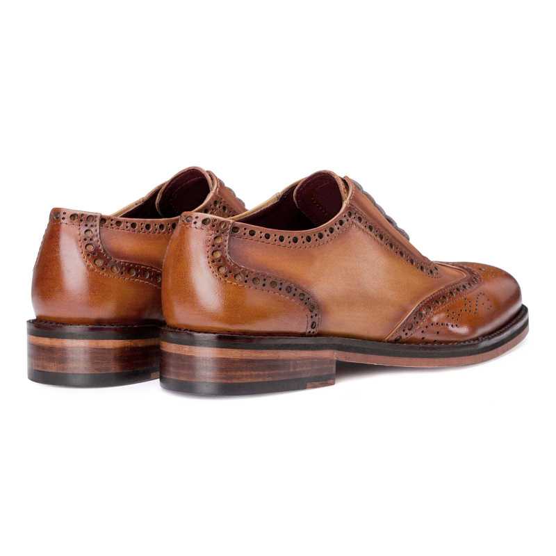 Tessio Dual-Shade Burnished Tan Wingtip Brogues