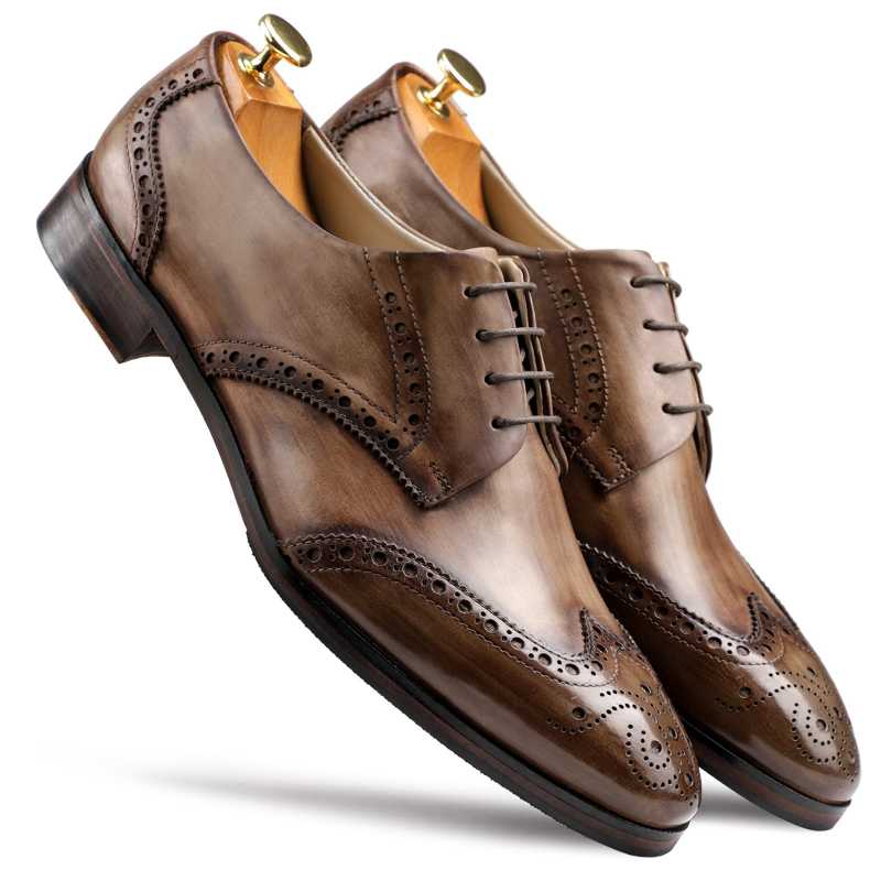 The Prague Wooden Brogues In Brown