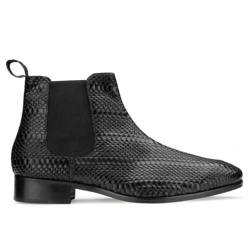 Neo Chelsea Boots In Black