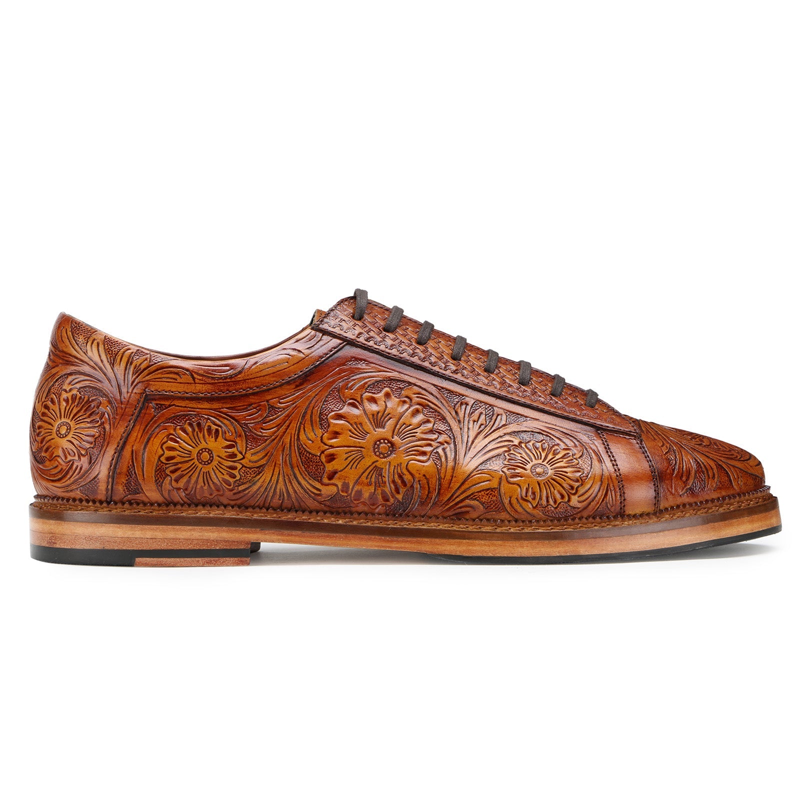 Strumento Handtooled Luxury Derby In Tan